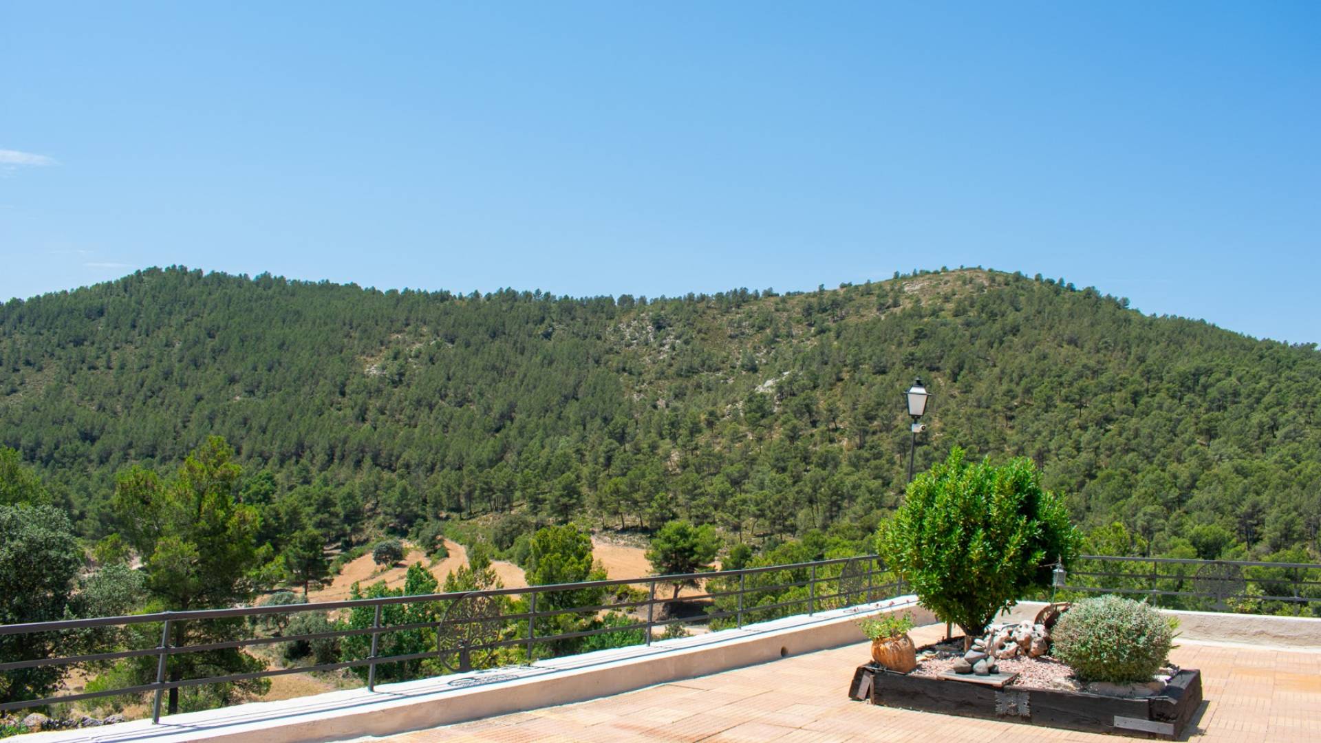 Second hand - Independent villa - Onil