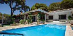 Second hand - Independent villa - Orihuela - Campoamor