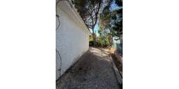 Second hand - Independent villa - Orihuela - Campoamor