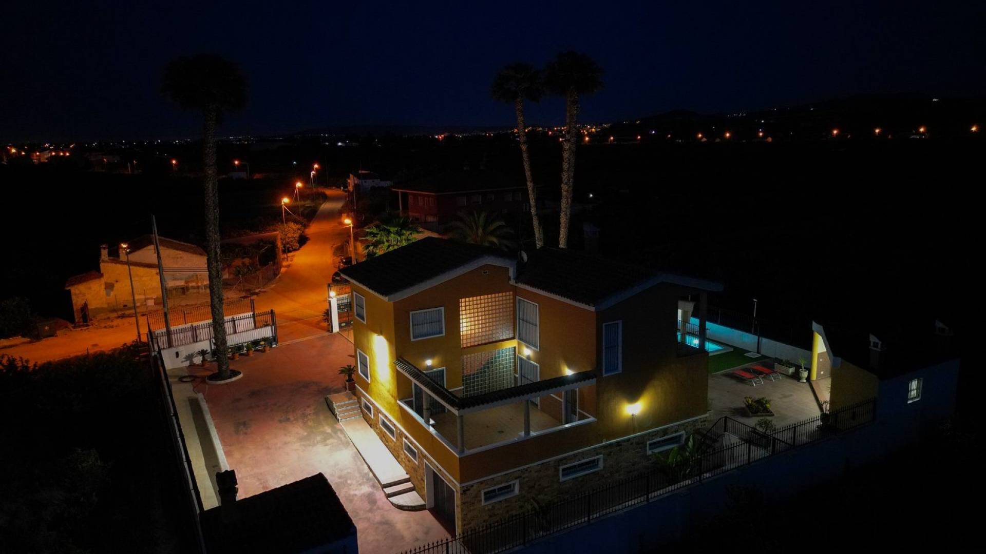Second hand - Independent villa - Orihuela - Correntías Medias