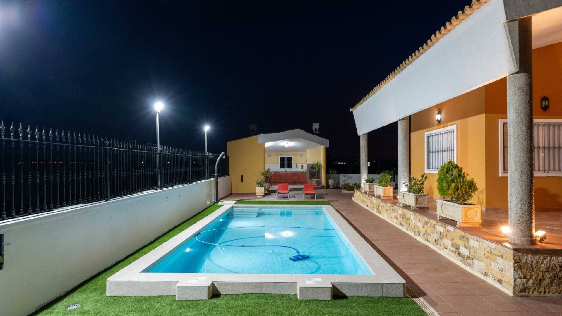 Second hand - Independent villa - Orihuela - Correntías Medias