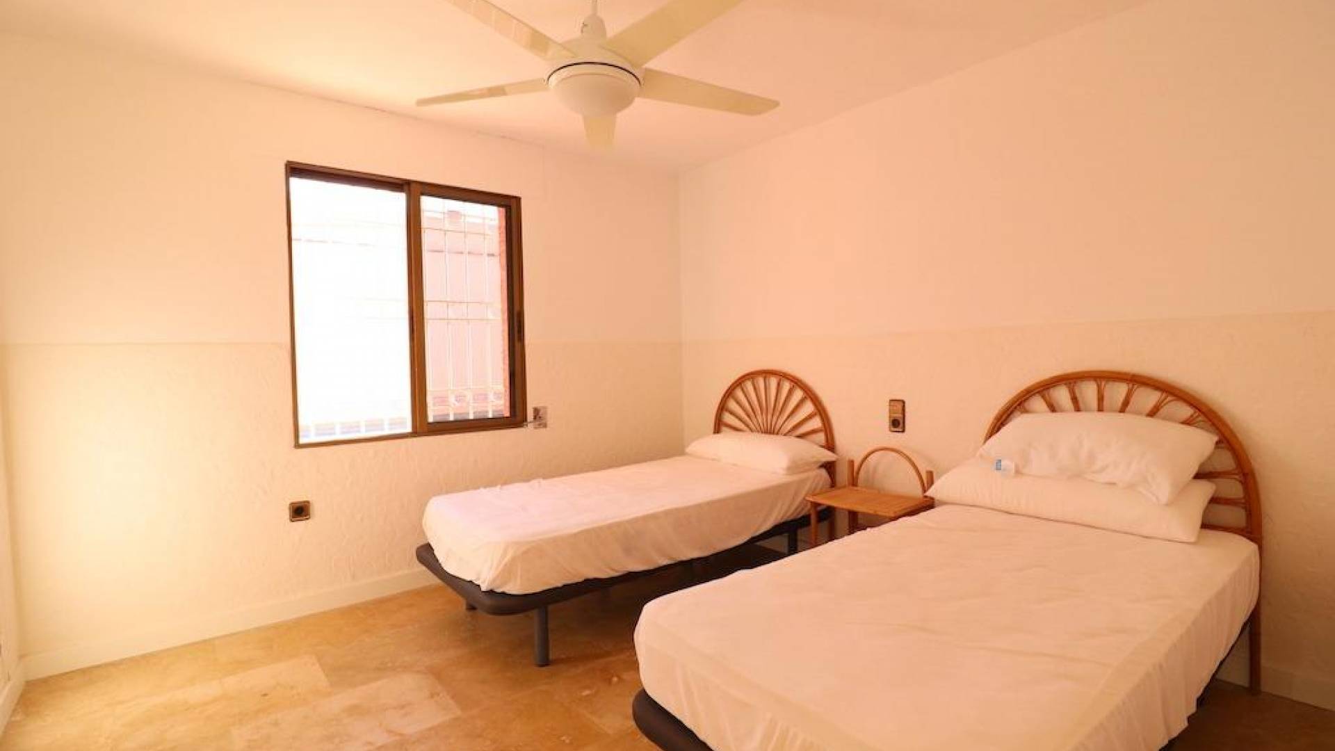 Second hand - Independent villa - Orihuela Costa - Cabo Roig