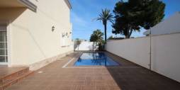 Second hand - Independent villa - Orihuela Costa - Cabo Roig