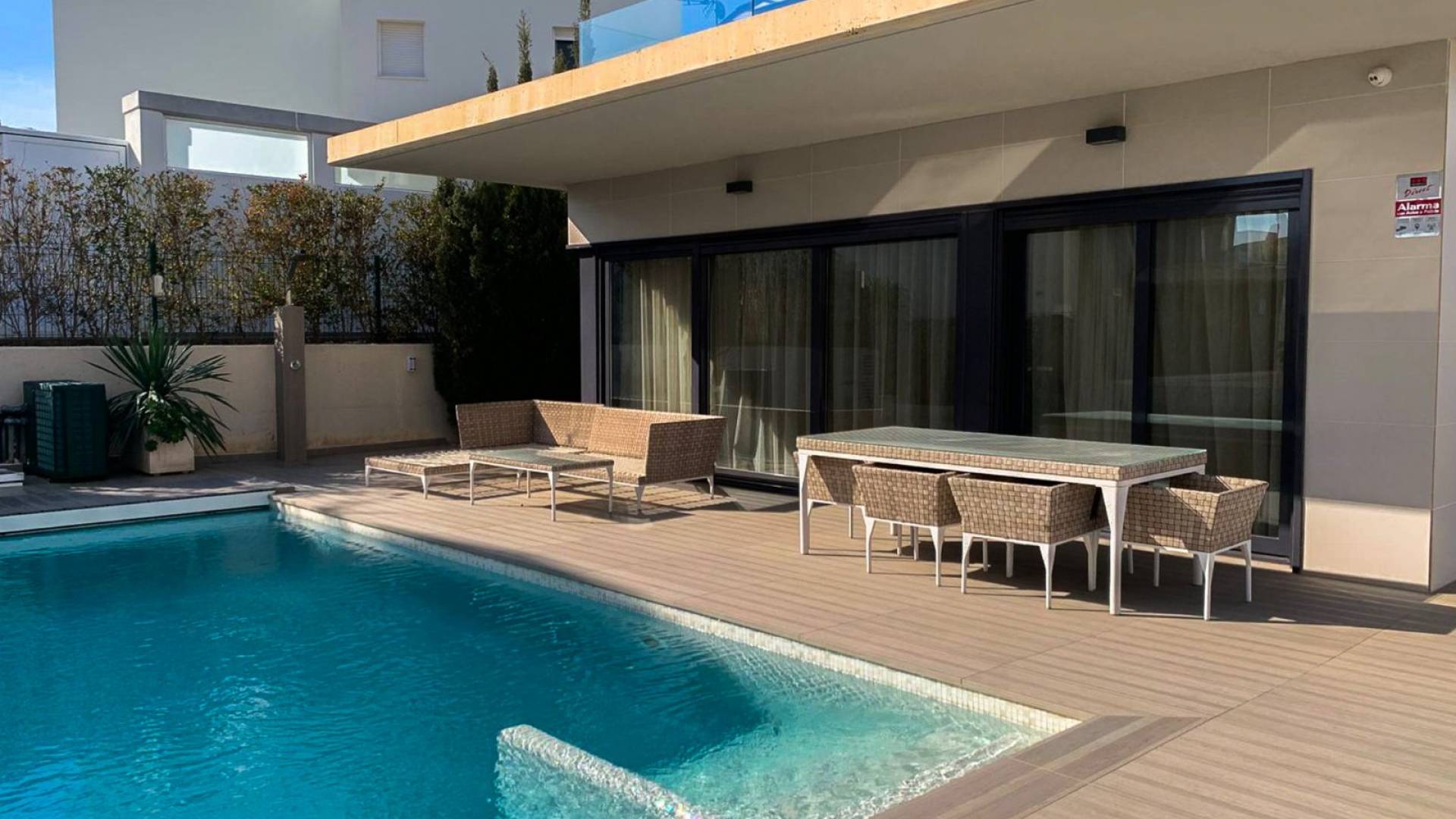 Second hand - Independent villa - Orihuela Costa - Campoamor