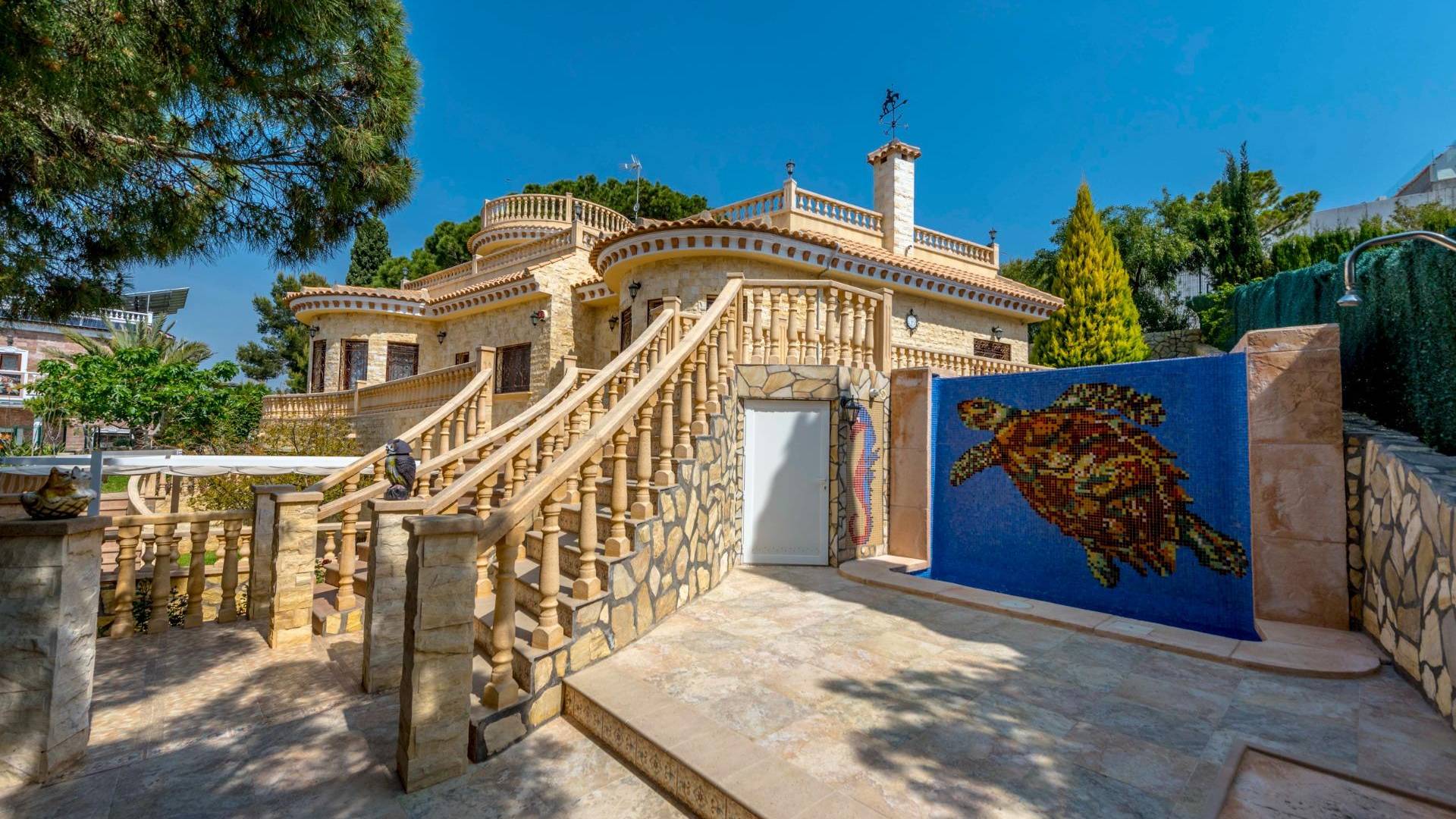 Second hand - Independent villa - Orihuela Costa - Campoamor