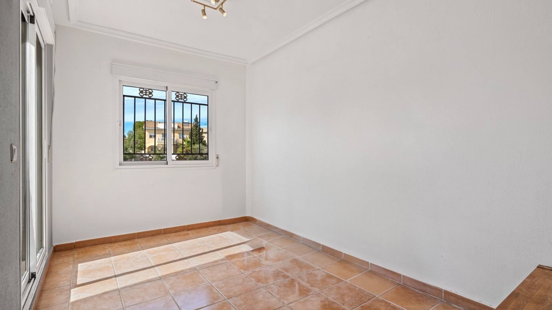 Second hand - Independent villa - Orihuela Costa - Castillo de Don Juan