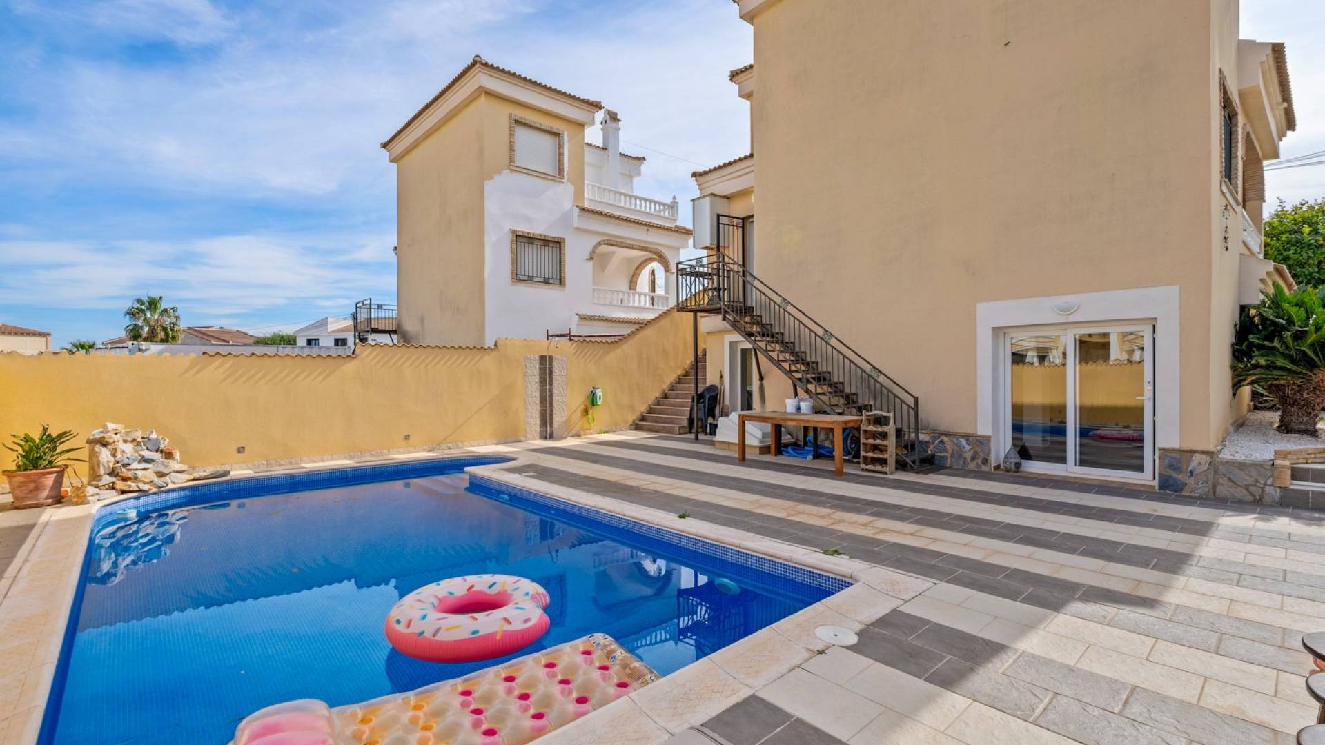 Second hand - Independent villa - Orihuela Costa - Castillo de Don Juan