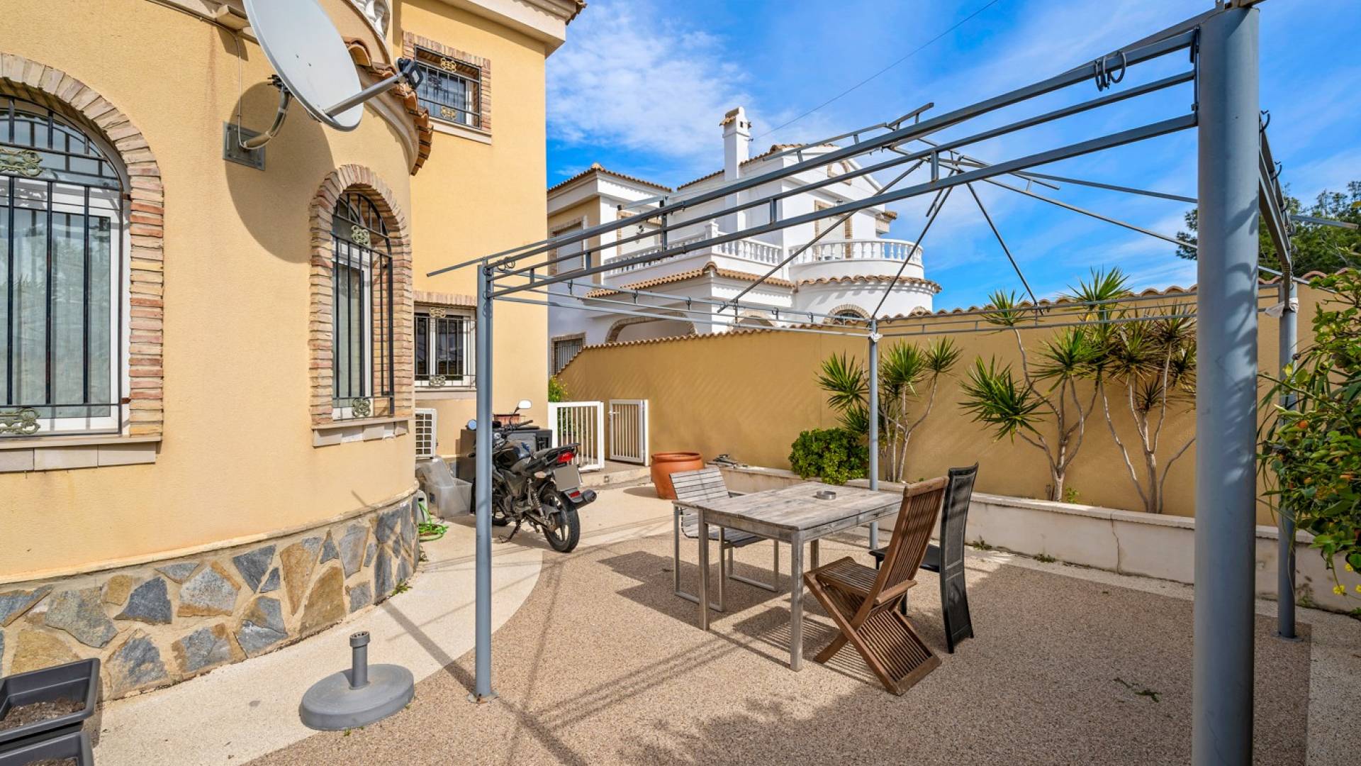 Second hand - Independent villa - Orihuela Costa - Castillo de Don Juan