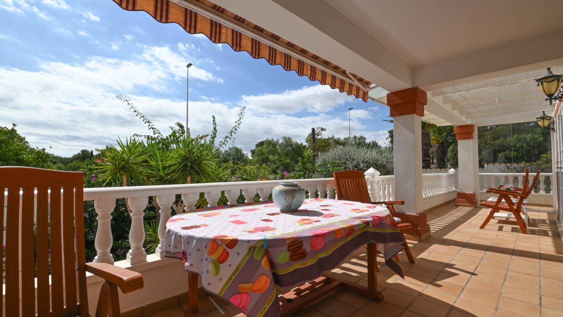Second hand - Independent villa - Orihuela Costa - Club de golf y campo Las Colinas