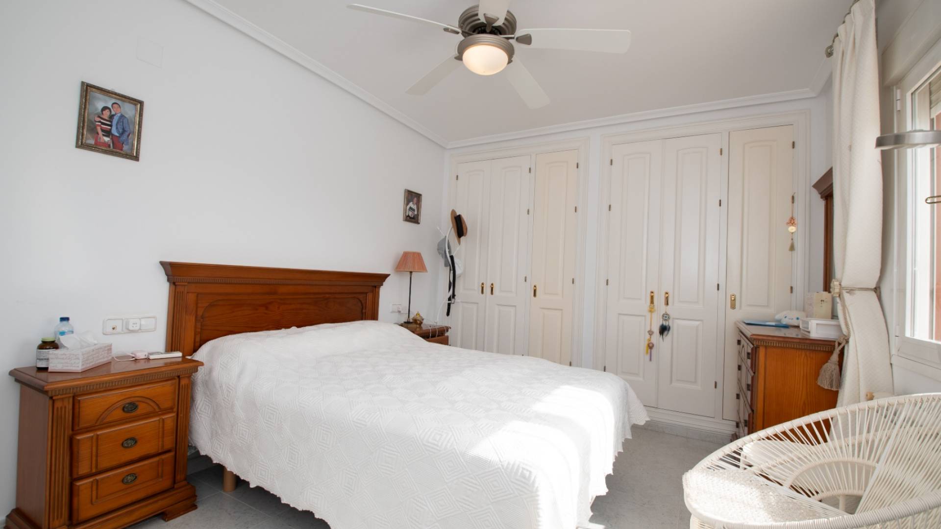 Second hand - Independent villa - Orihuela Costa - Club de golf y campo Las Colinas