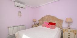 Second hand - Independent villa - Orihuela Costa - Club de golf y campo Las Colinas