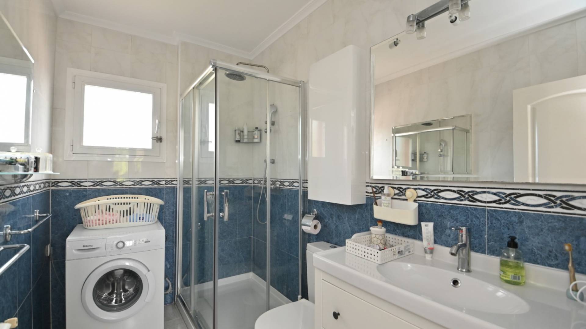 Second hand - Independent villa - Orihuela Costa - Club de golf y campo Las Colinas