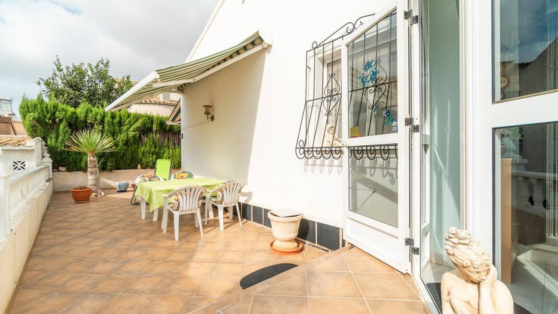 Second hand - Independent villa - Orihuela Costa - La Florida