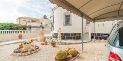Second hand - Independent villa - Orihuela Costa - La Florida