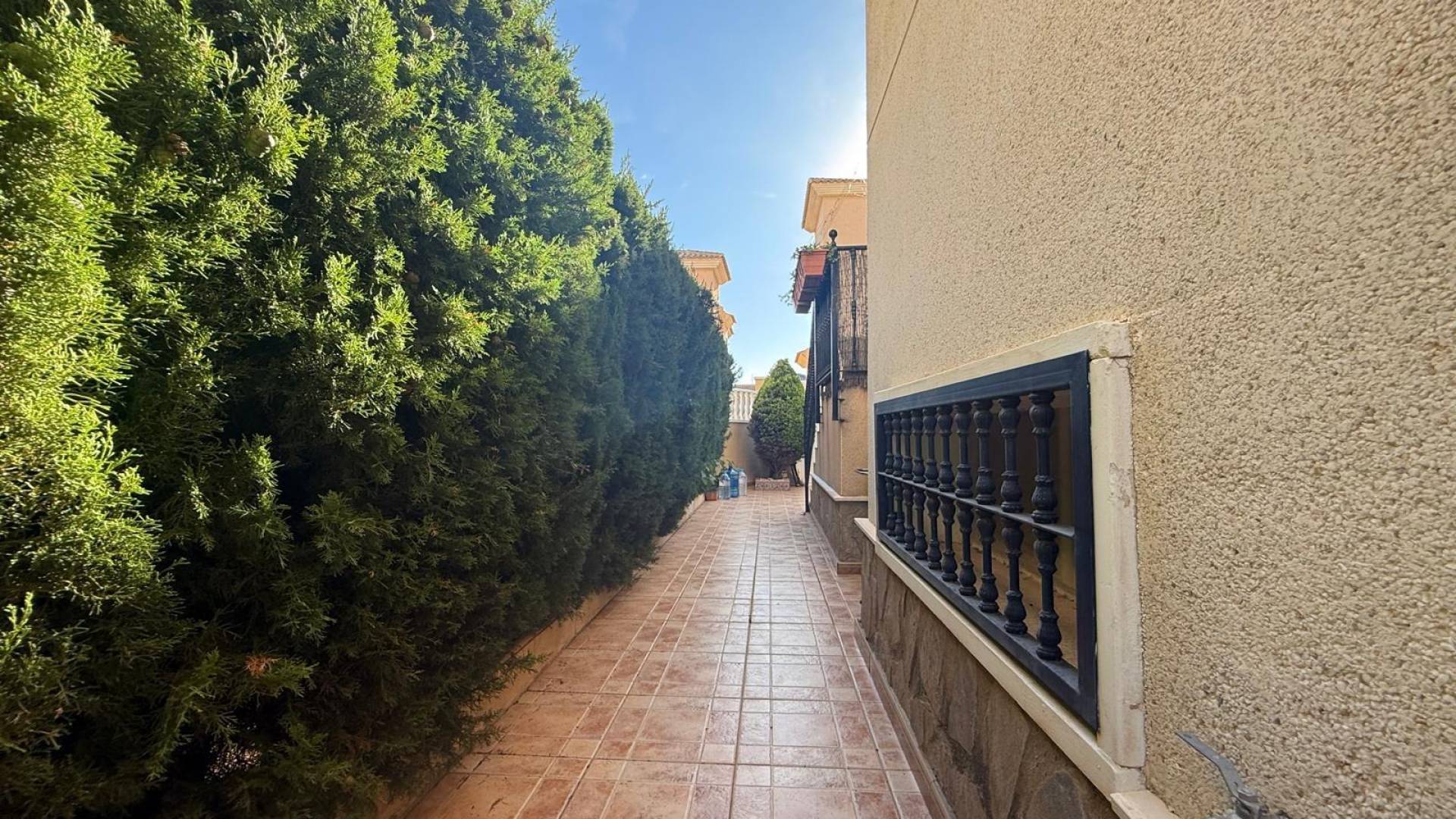 Second hand - Independent villa - Orihuela Costa - La Florida