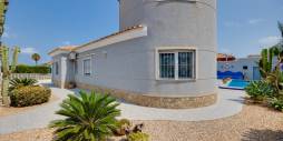 Second hand - Independent villa - Orihuela Costa - La Regia