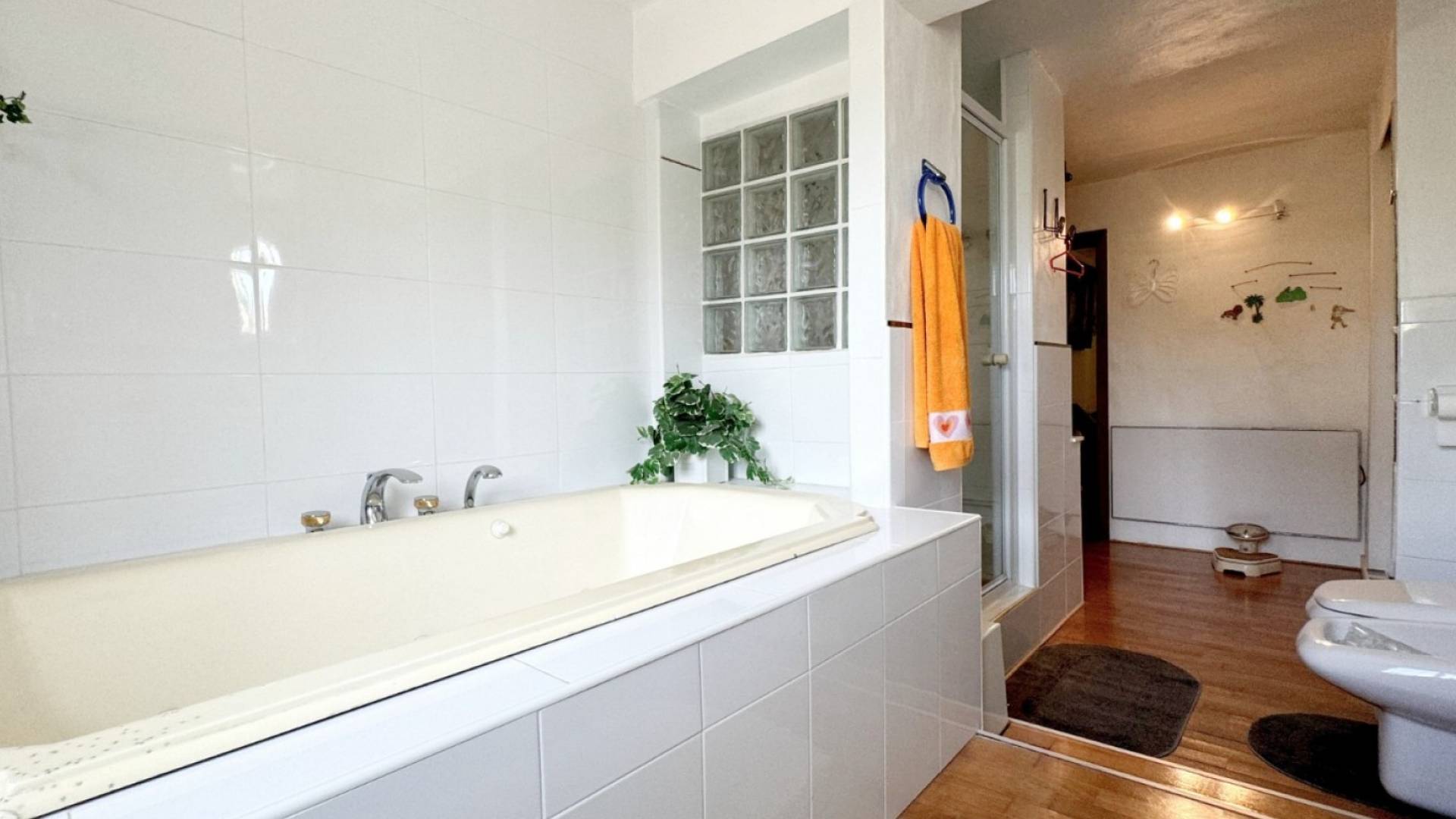 Second hand - Independent villa - Orihuela Costa - La Zenia