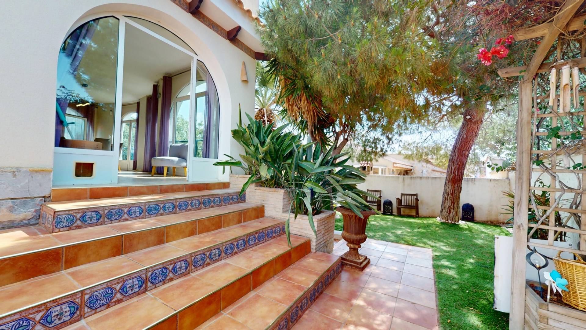 Second hand - Independent villa - Orihuela Costa - La Zenia