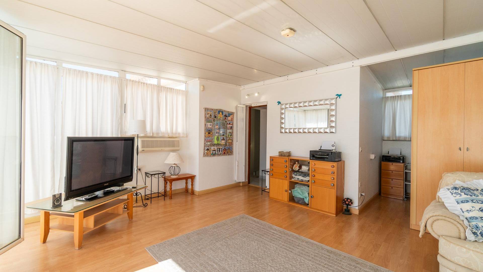 Second hand - Independent villa - Orihuela Costa - La Zenia