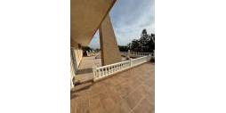 Second hand - Independent villa - Orihuela Costa - La Zenia