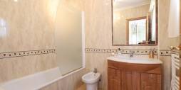 Second hand - Independent villa - Orihuela Costa - Las Filipinas