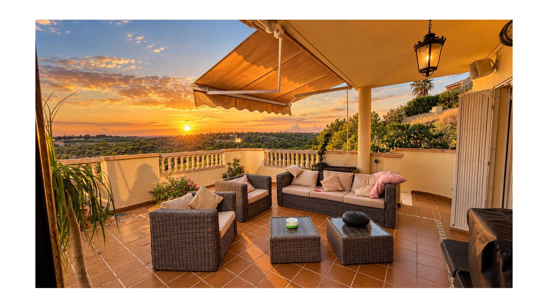 Second hand - Independent villa - Orihuela Costa - Las Ramblas Golf