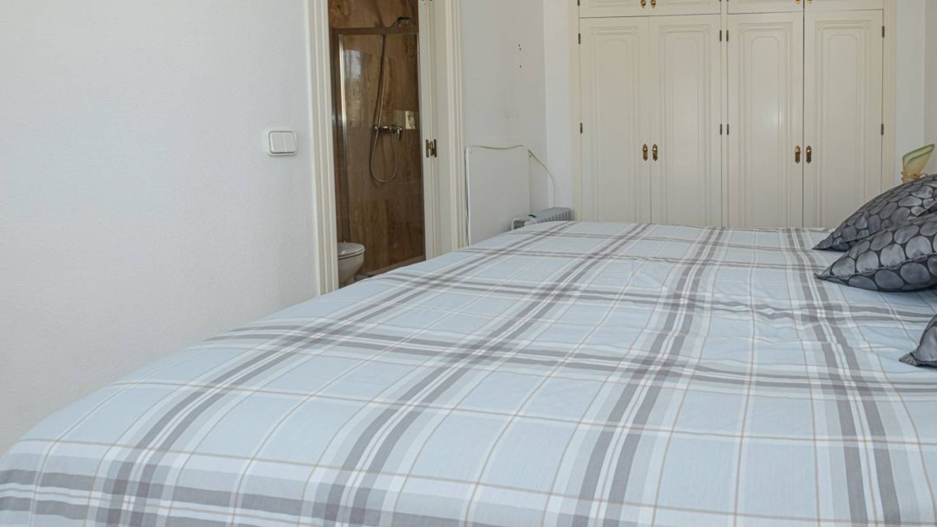 Second hand - Independent villa - Orihuela Costa - Las Ramblas