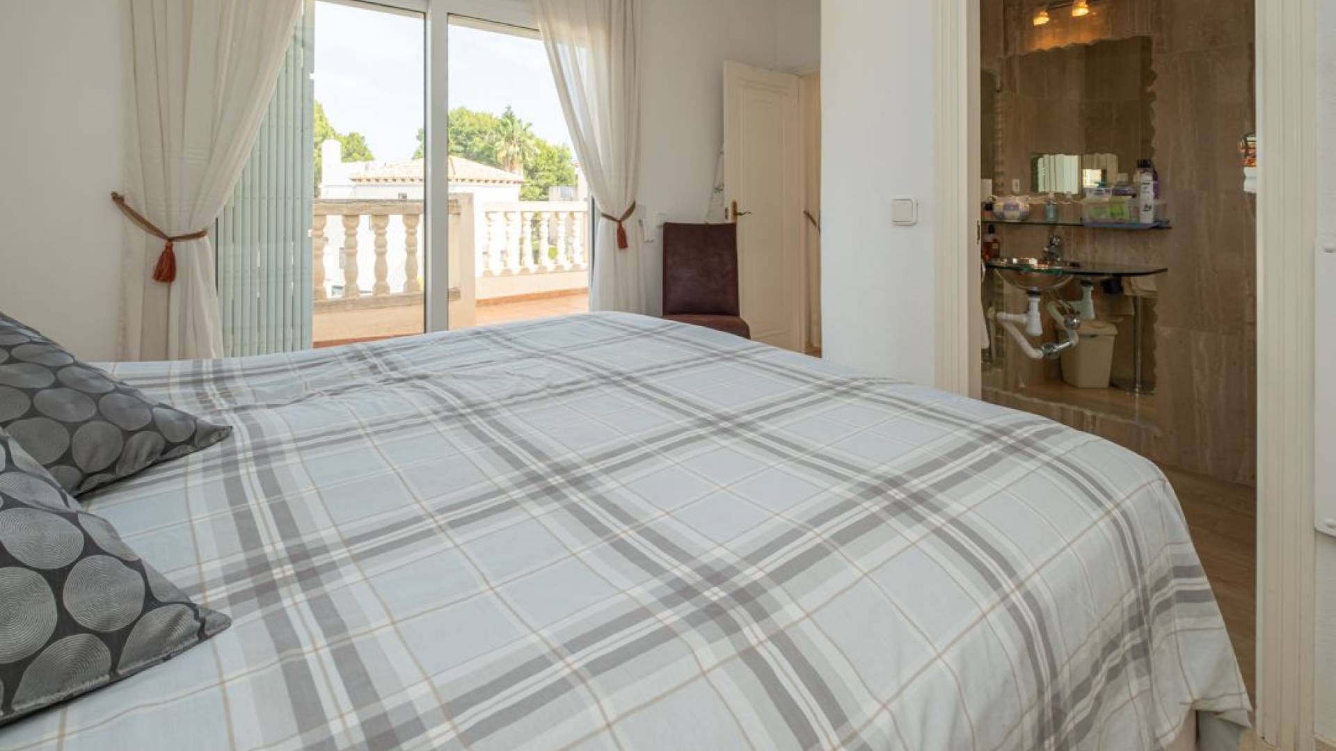 Second hand - Independent villa - Orihuela Costa - Las Ramblas