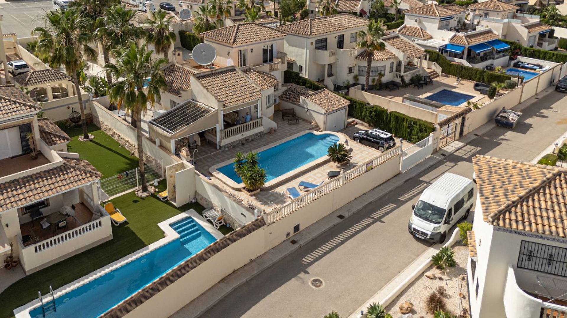 Second hand - Independent villa - Orihuela Costa - Las Ramblas