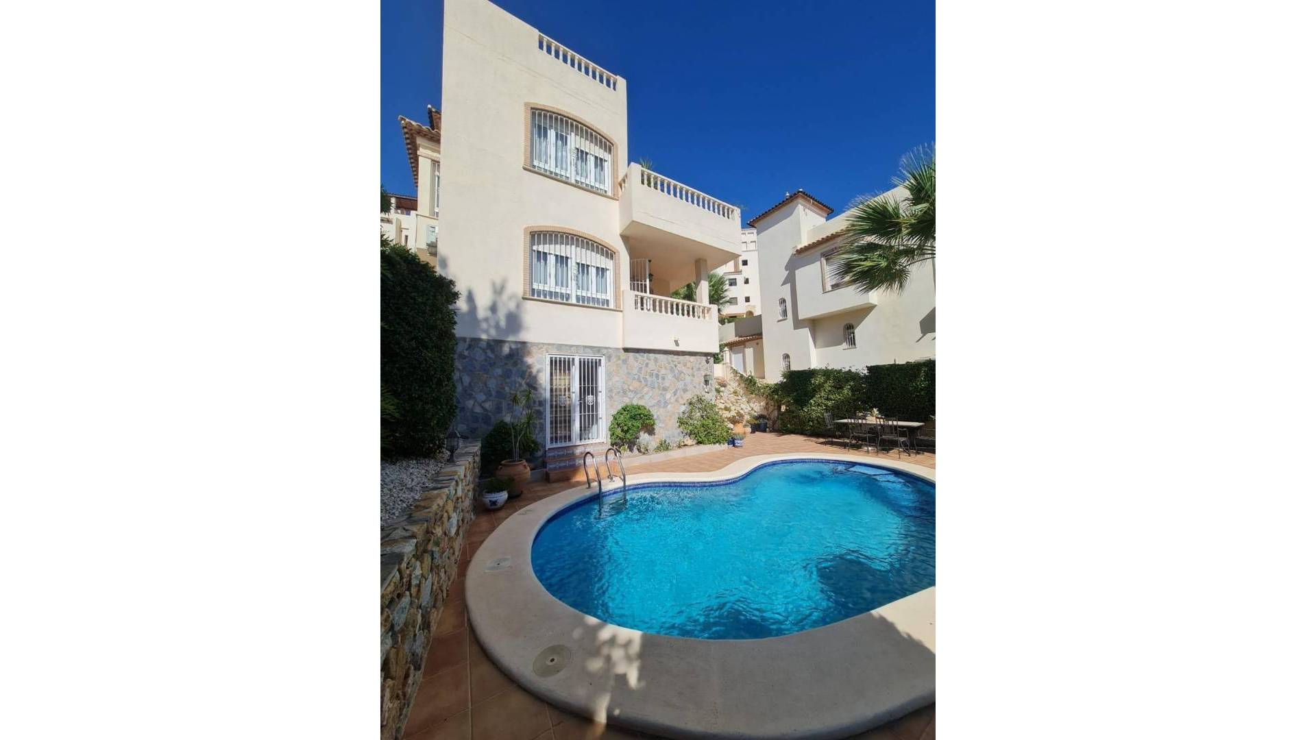 Second hand - Independent villa - Orihuela Costa - Las Ramblas