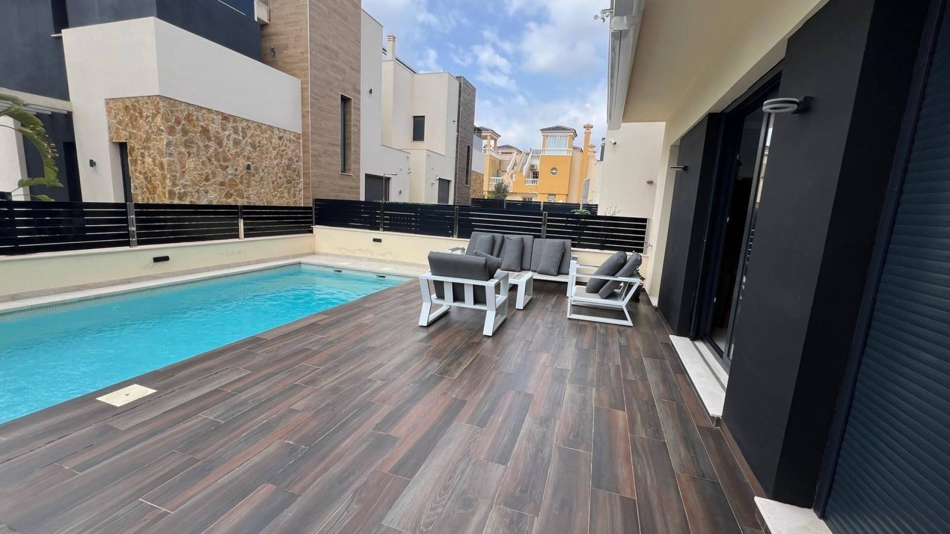 Second hand - Independent villa - Orihuela Costa - Lomas de Cabo Roig