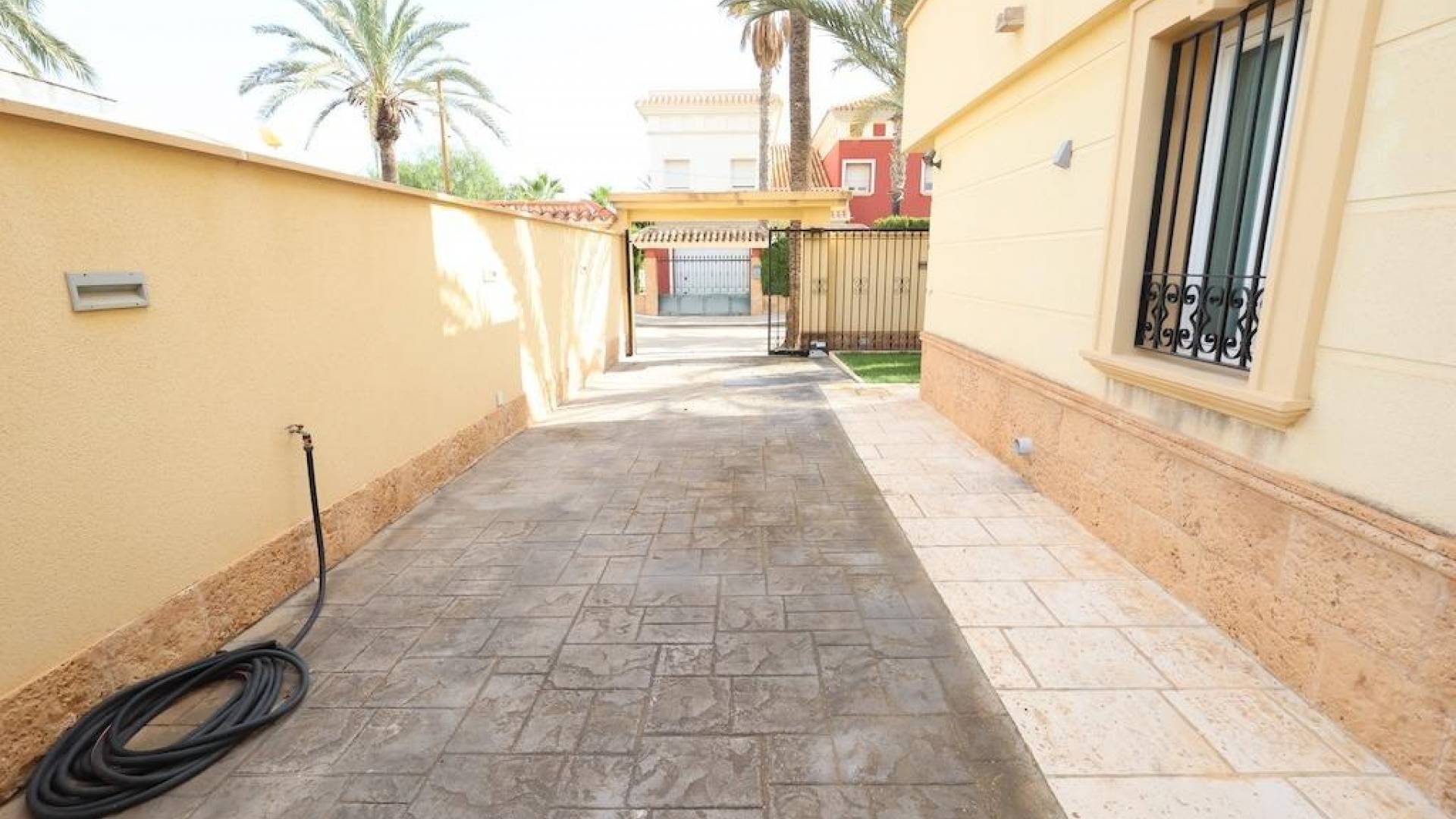 Second hand - Independent villa - Orihuela Costa - Lomas de Cabo Roig