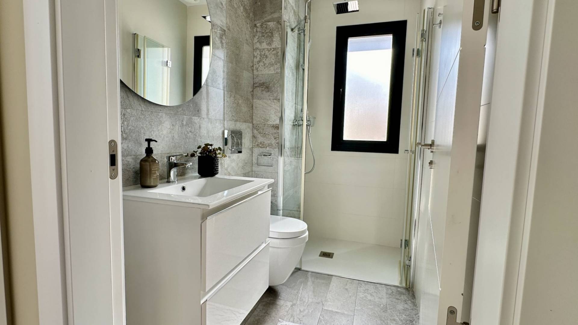 Second hand - Independent villa - Orihuela Costa - Lomas de Cabo Roig