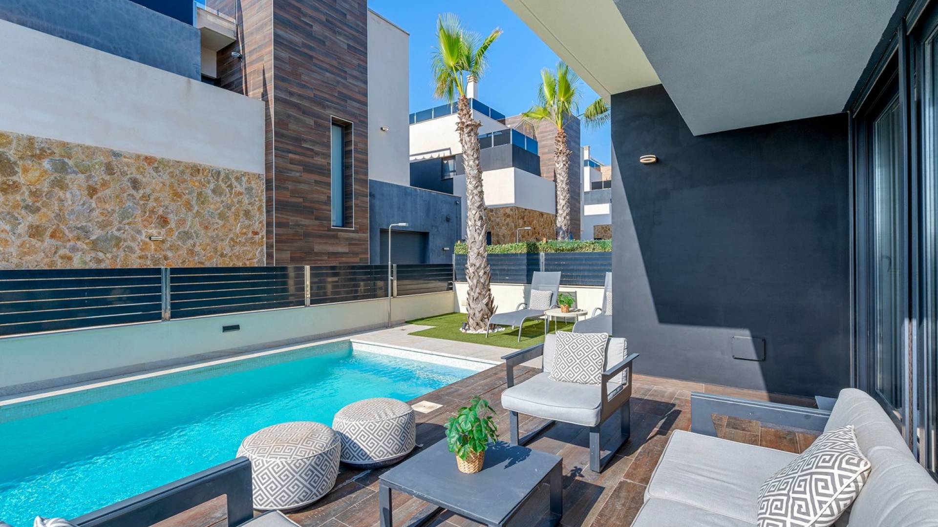 Second hand - Independent villa - Orihuela Costa - Lomas de Cabo Roig