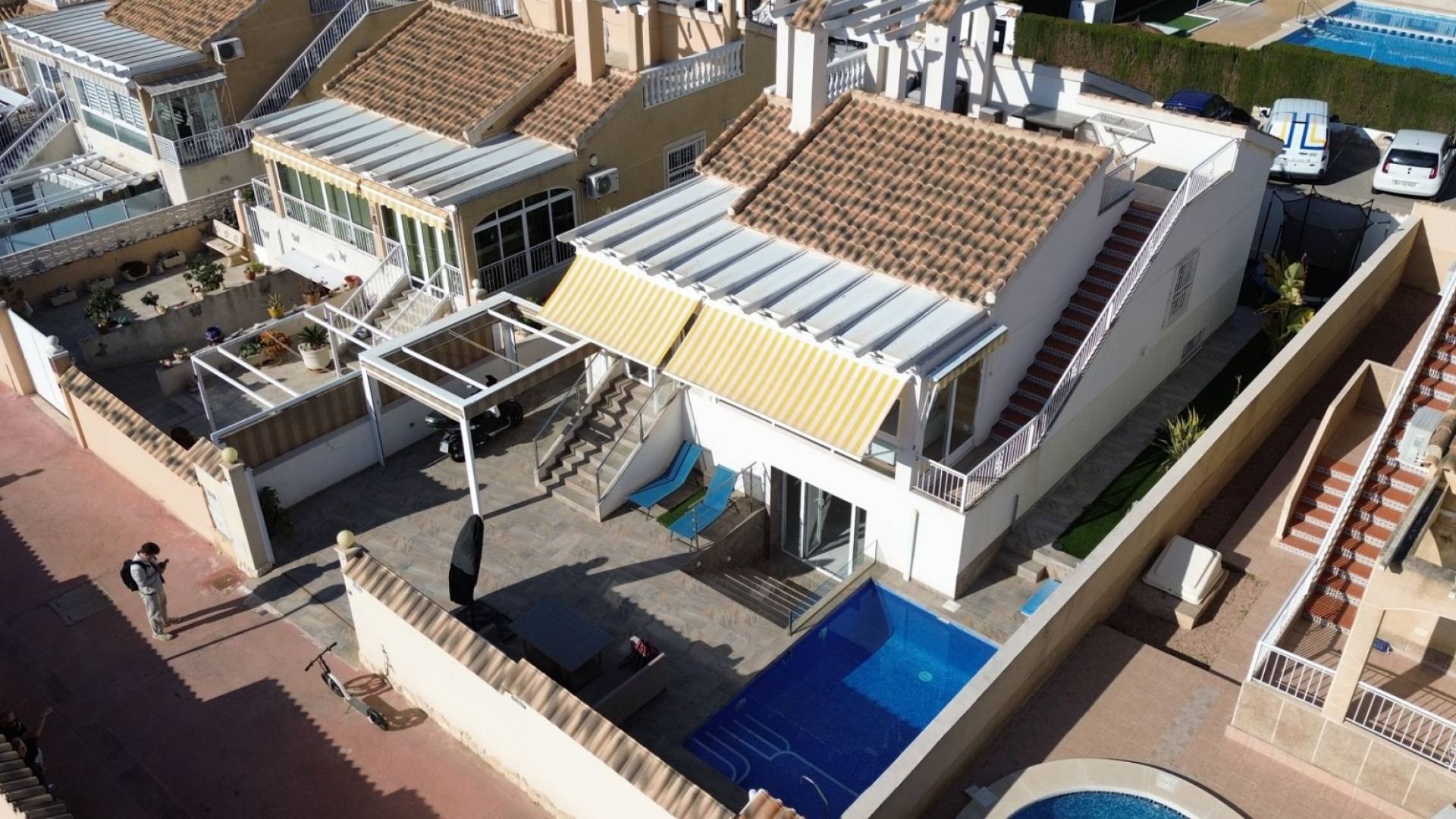 Second hand - Independent villa - Orihuela Costa - Los Dolses