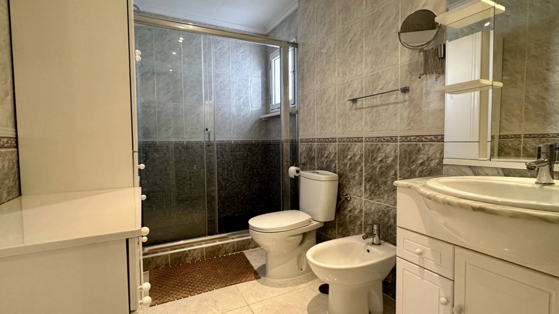 Second hand - Independent villa - Orihuela Costa - Los Dolses