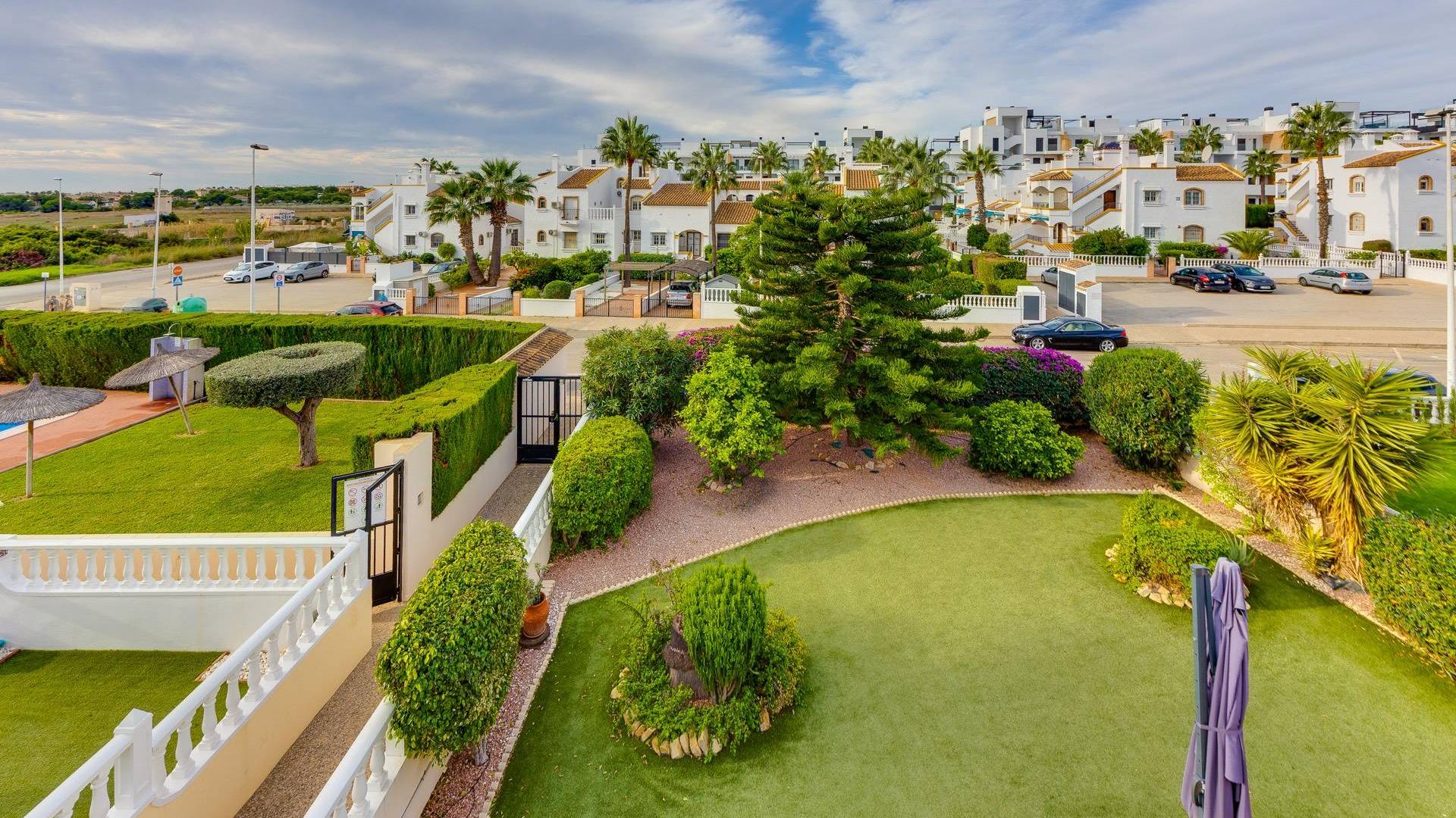 Second hand - Independent villa - Orihuela Costa - Los Dolses