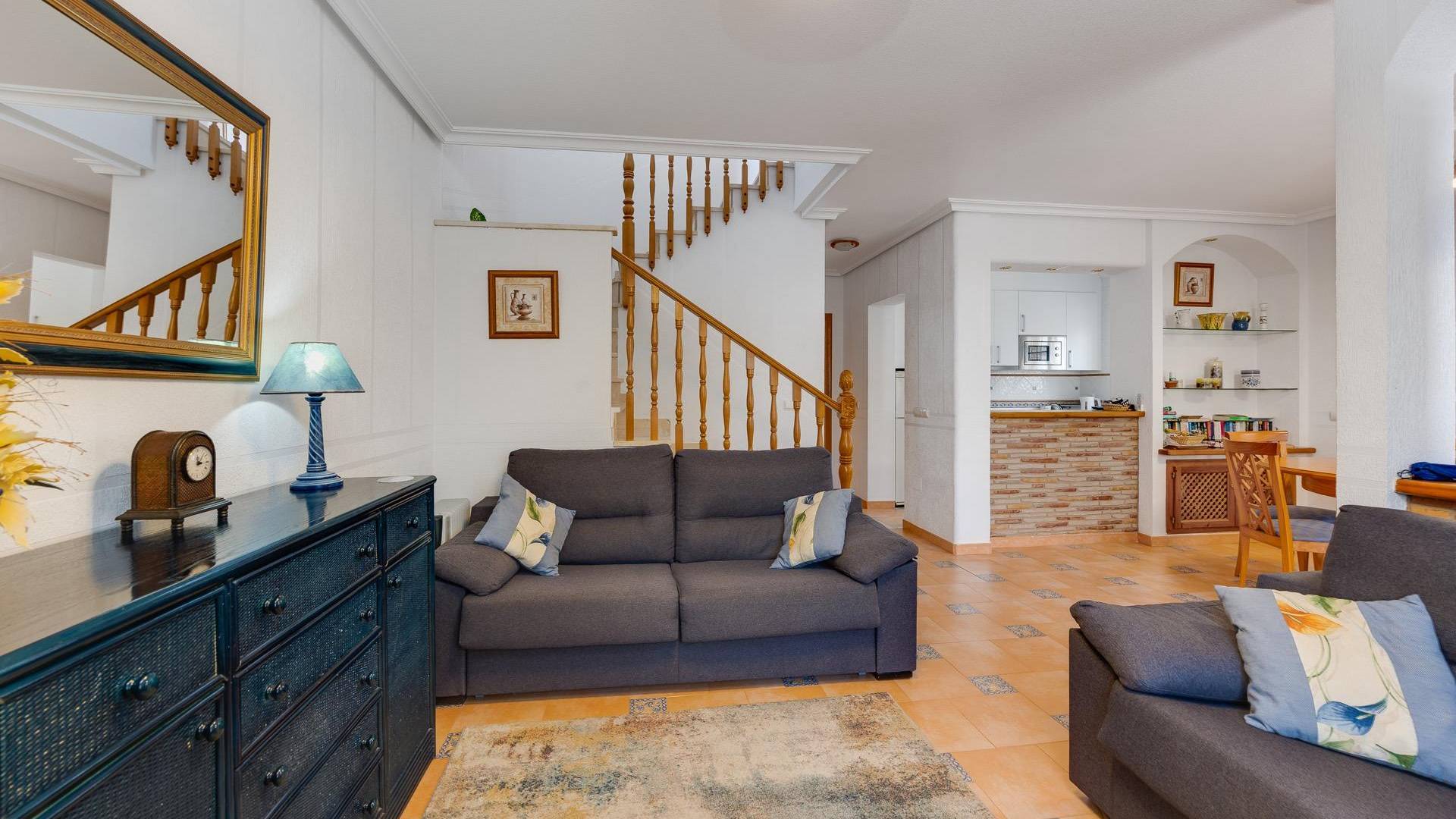 Second hand - Independent villa - Orihuela Costa - Los Dolses