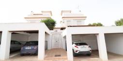 Second hand - Independent villa - Orihuela Costa - Montezenia