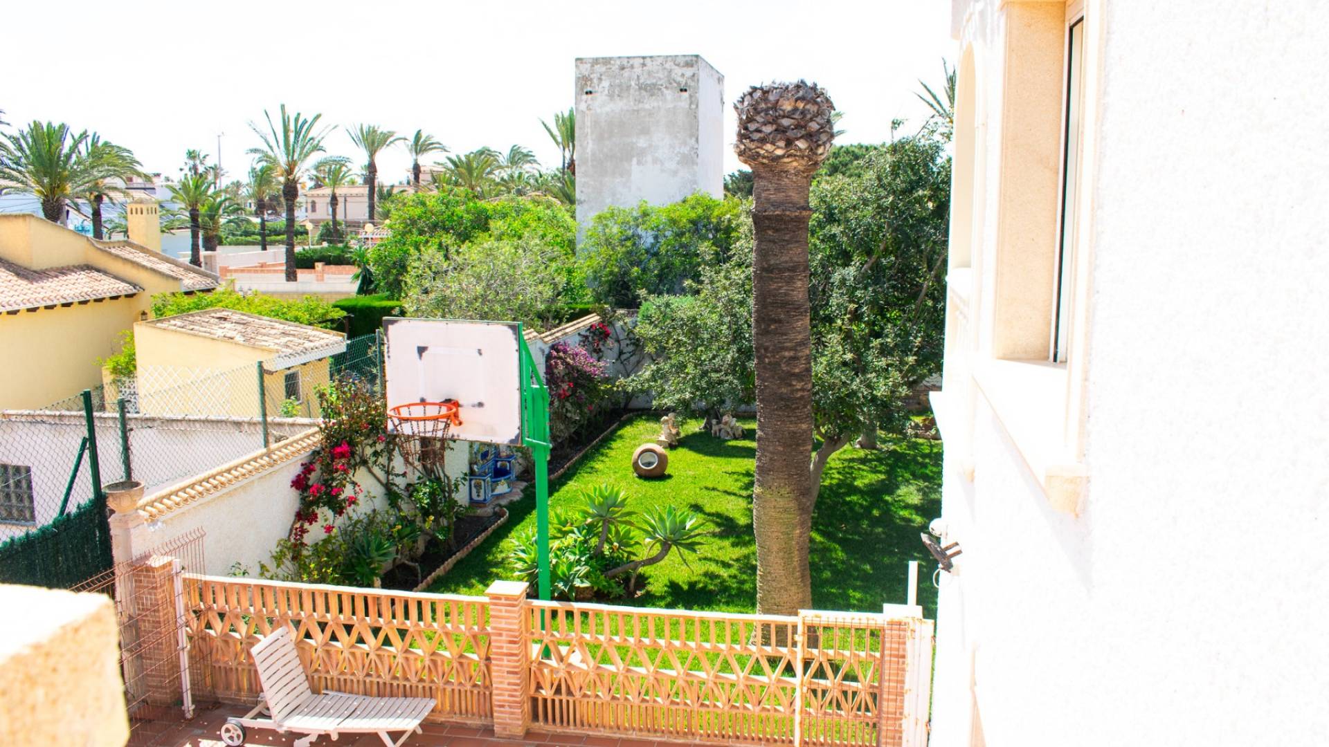 Second hand - Independent villa - Orihuela Costa - MUY CERCA DE LA PLAYA