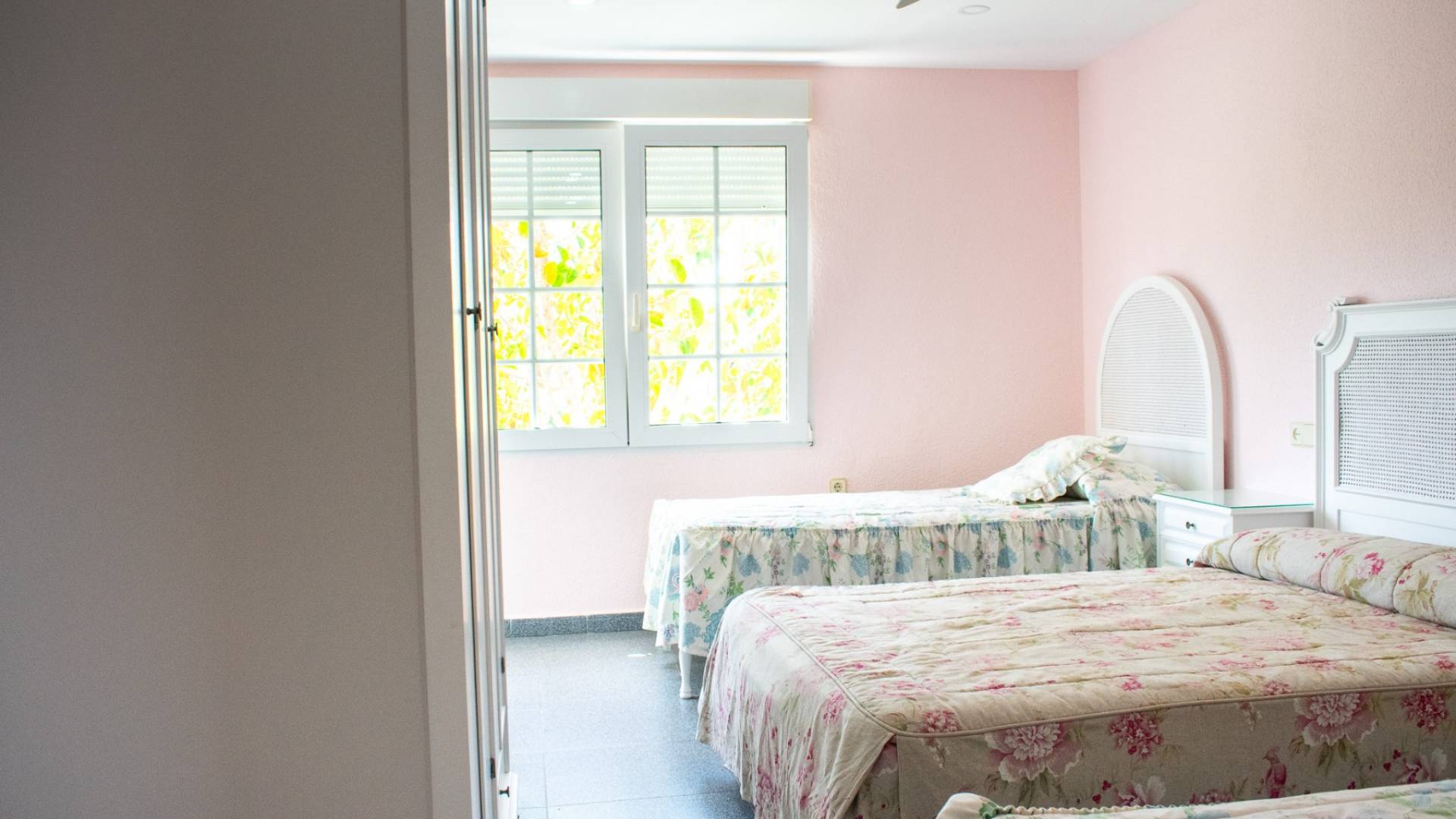 Second hand - Independent villa - Orihuela Costa - MUY CERCA DE LA PLAYA