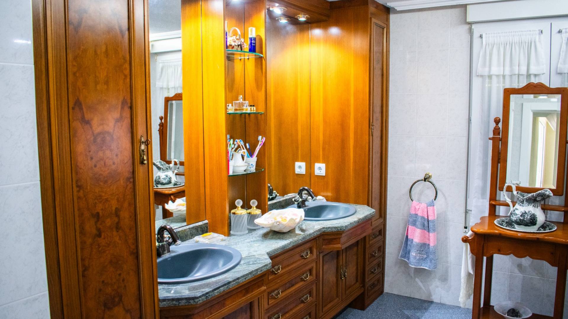 Second hand - Independent villa - Orihuela Costa - MUY CERCA DE LA PLAYA