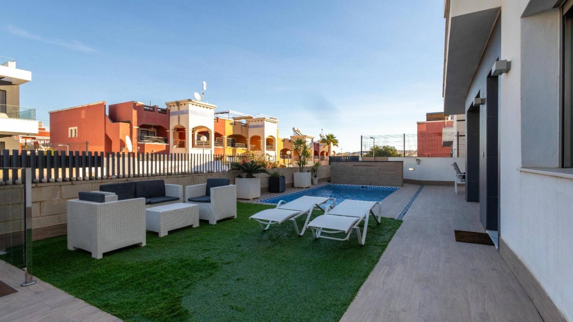 Second hand - Independent villa - Orihuela Costa - PAU 26