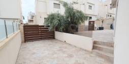 Second hand - Independent villa - Orihuela Costa - PAU 26