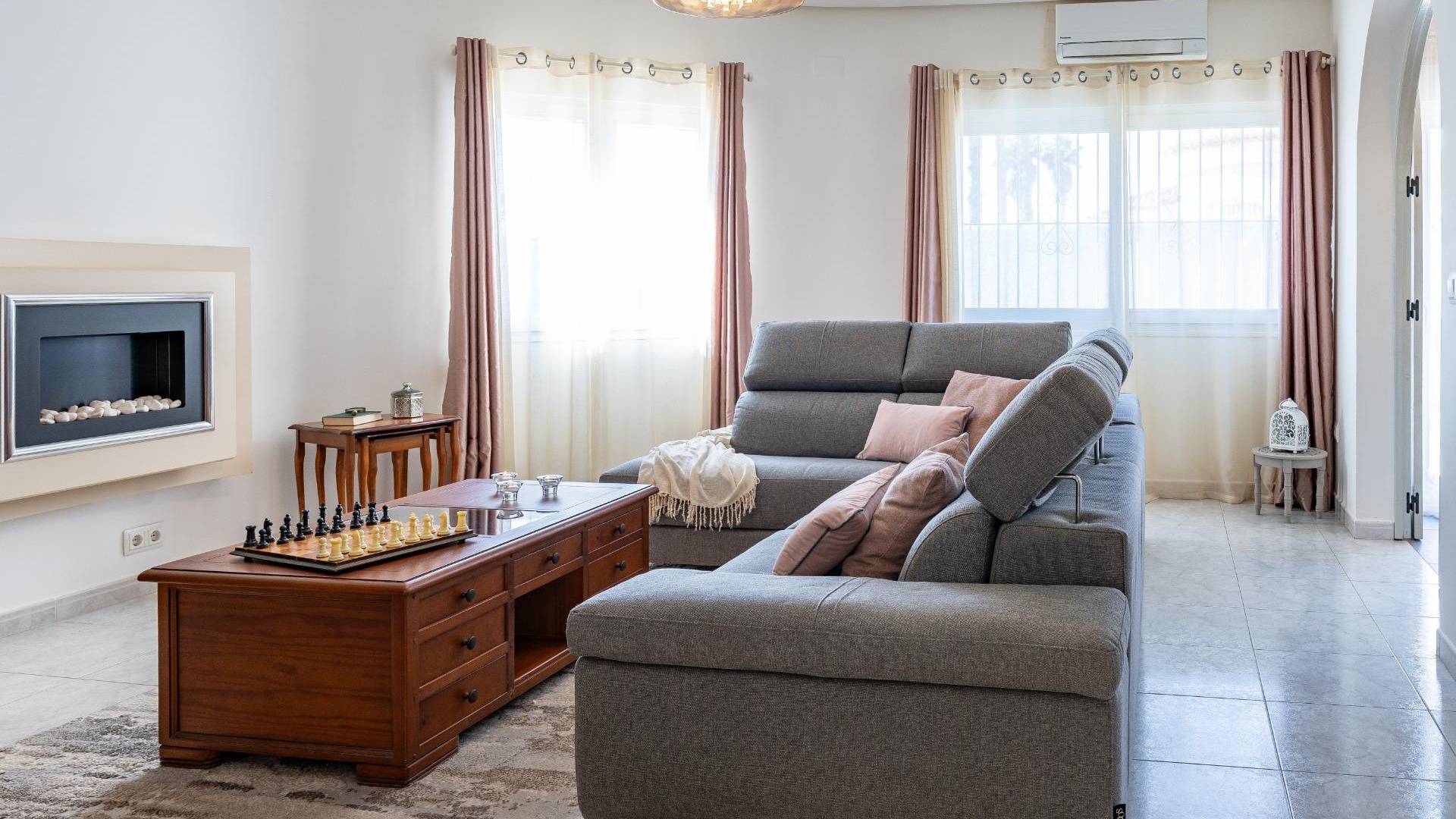 Second hand - Independent villa - Orihuela Costa - Playa Flamenca