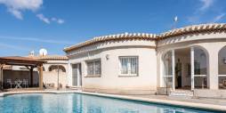 Second hand - Independent villa - Orihuela Costa - Playa Flamenca