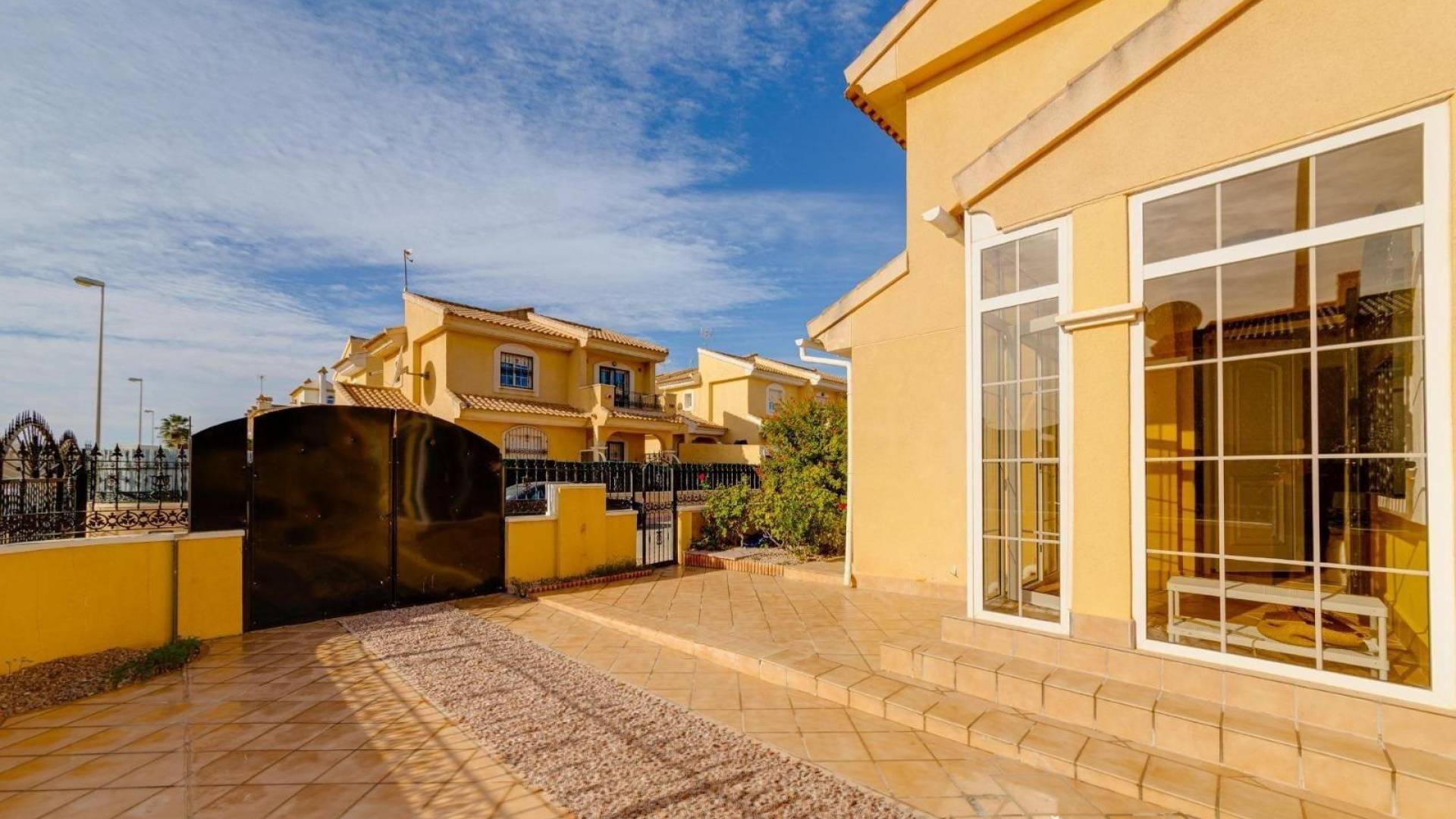 Second hand - Independent villa - Orihuela Costa - Playa Flamenca