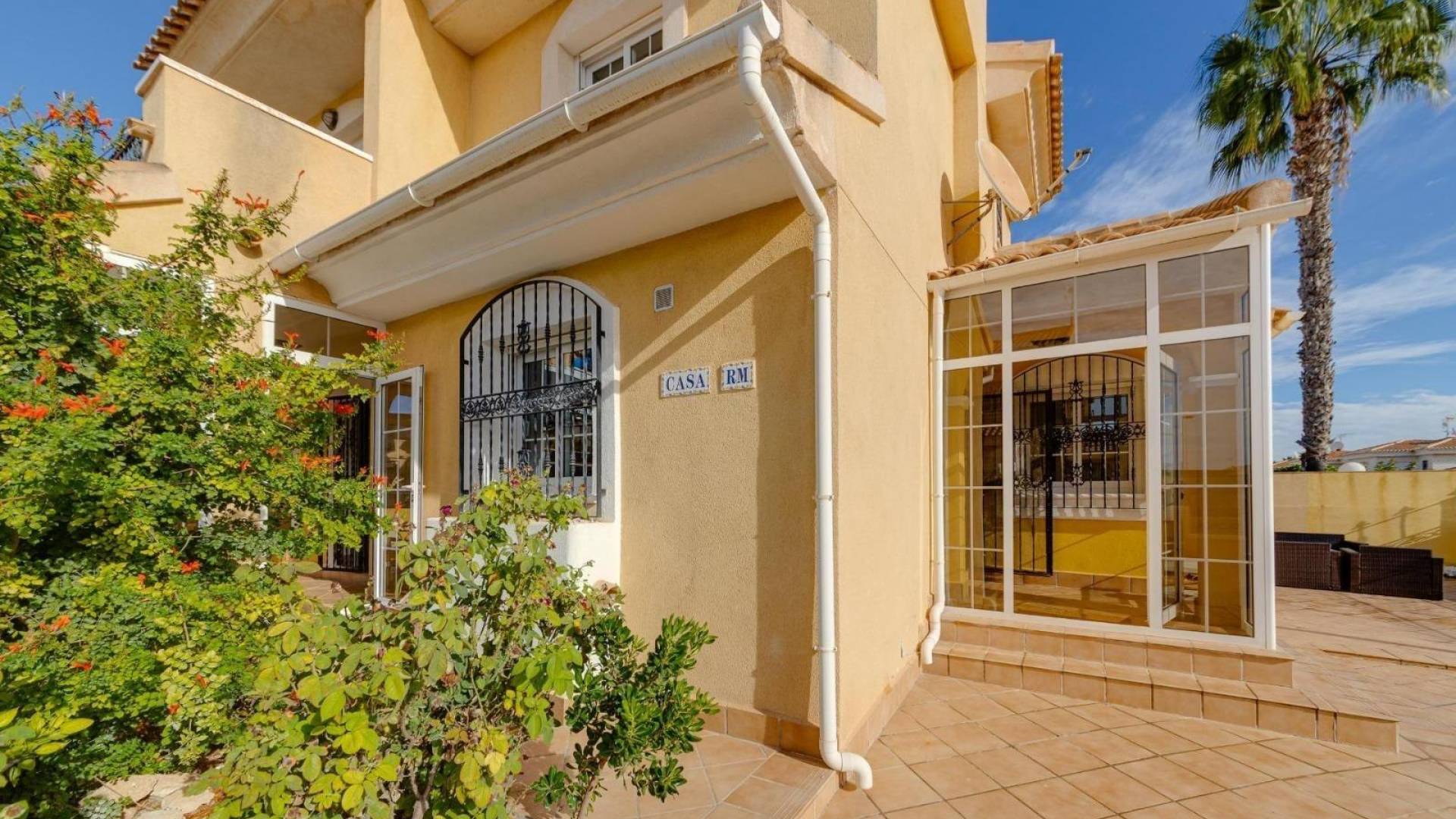 Second hand - Independent villa - Orihuela Costa - Playa Flamenca