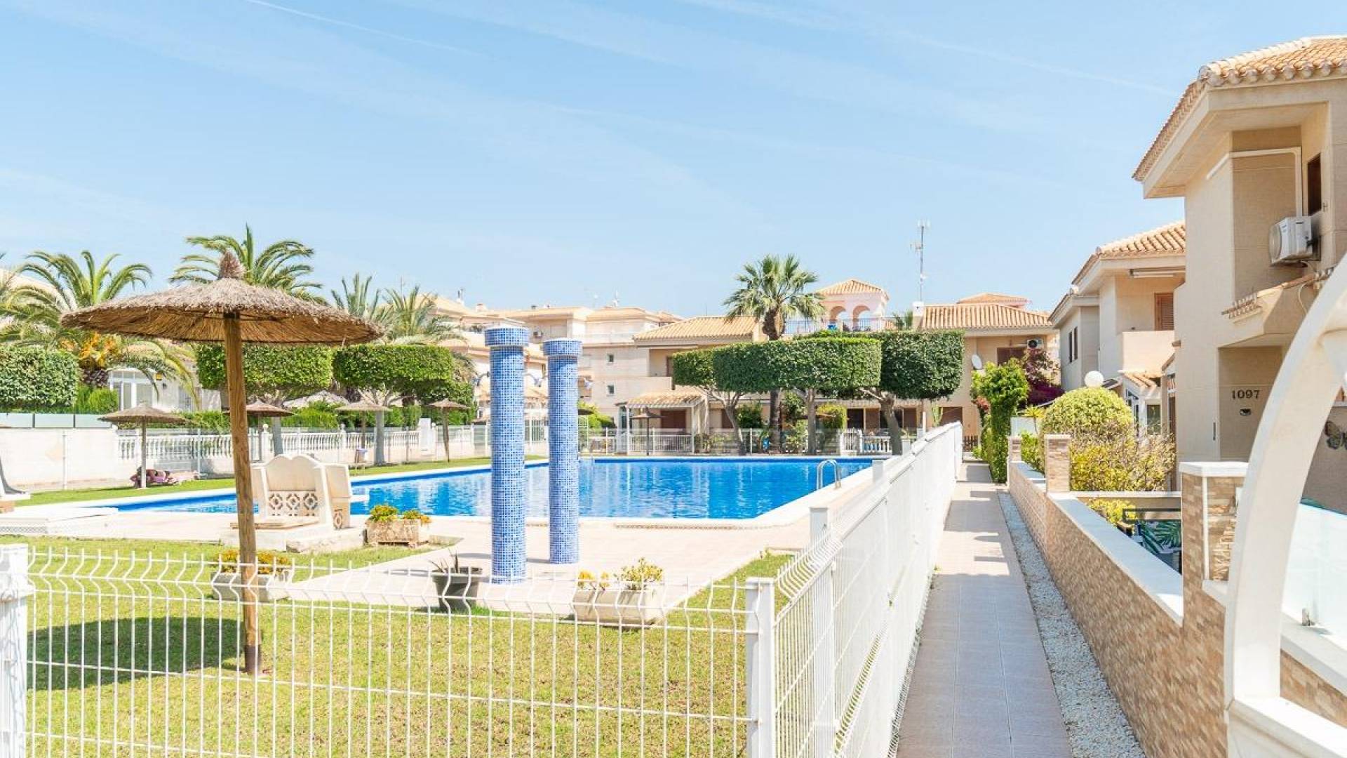 Second hand - Independent villa - Orihuela Costa - Playa Flamenca