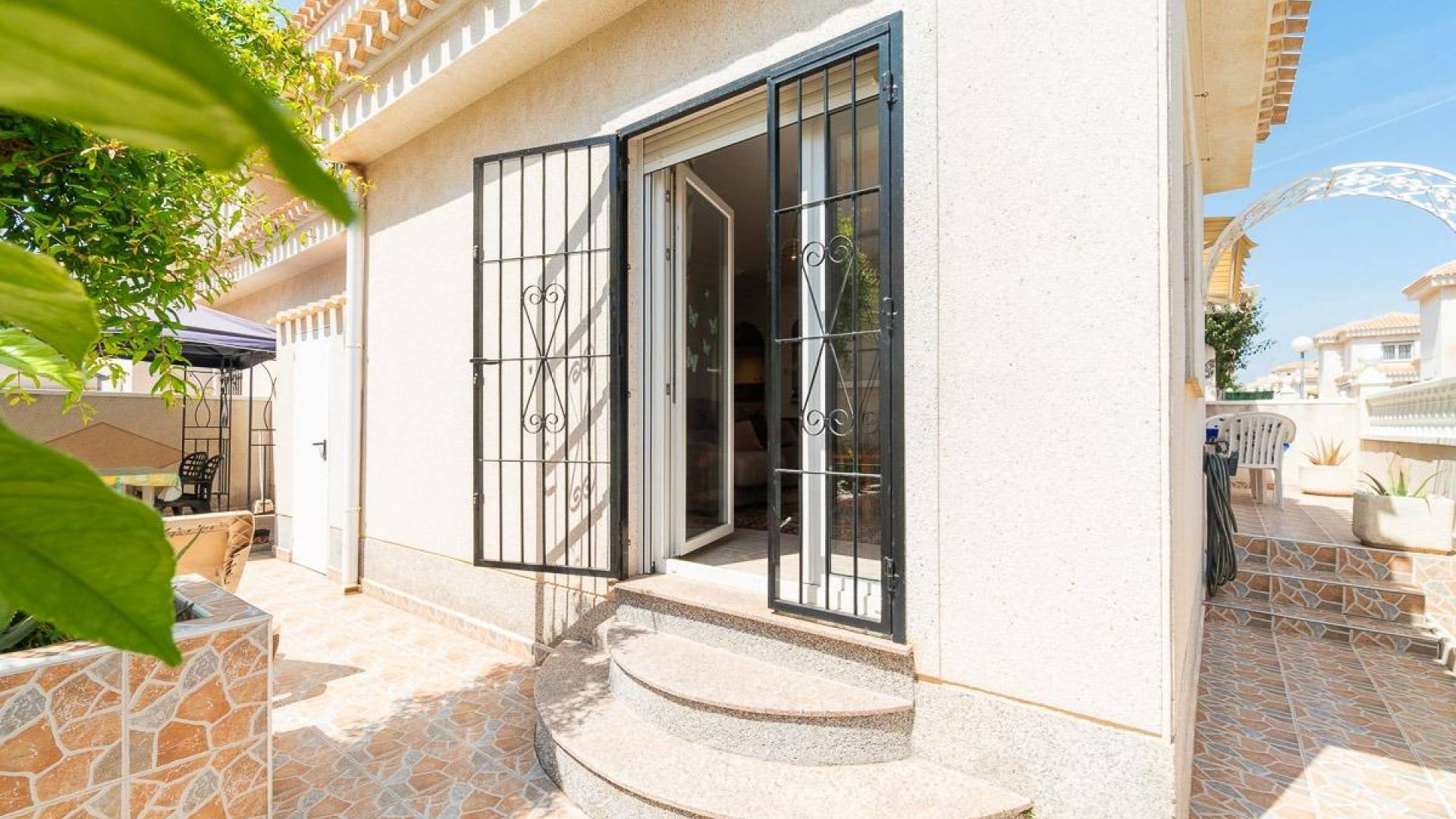 Second hand - Independent villa - Orihuela Costa - Playa Flamenca